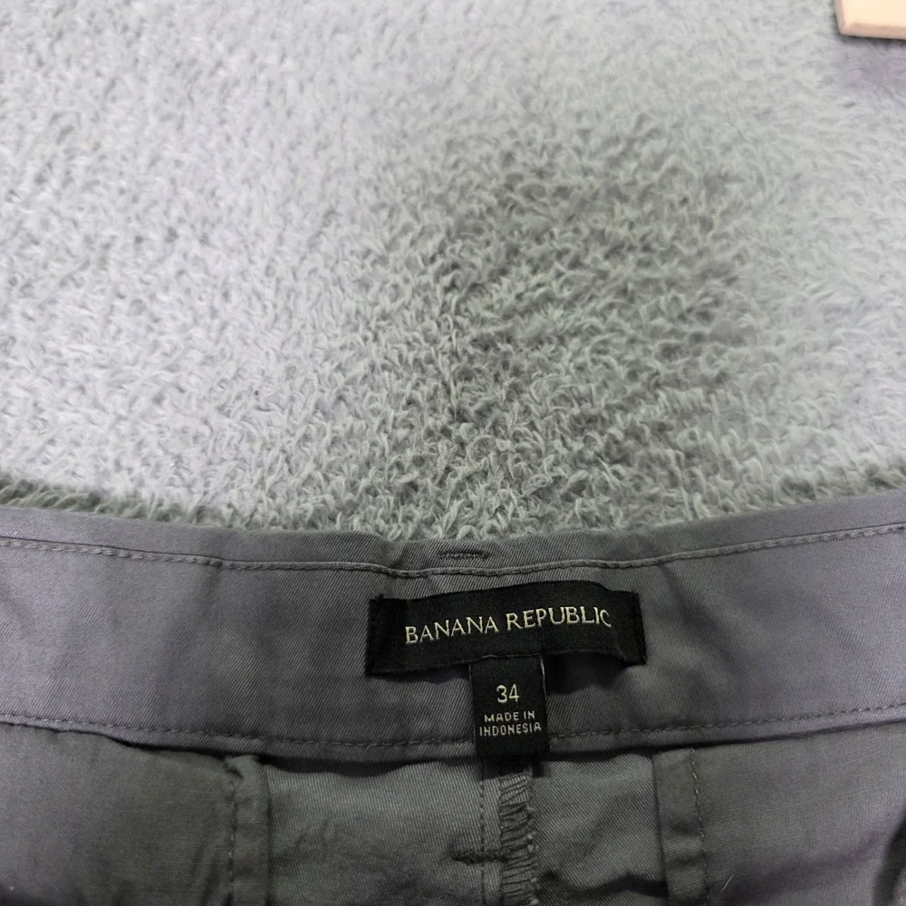 Banana Republic Mens 34 Chino Shorts Grey Blue 2 Pack Stretch Cotton 9 Inseam